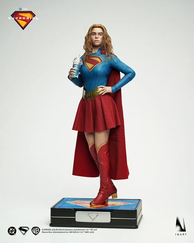 國內行版《DC Comics》超少女（Supergirl）1/6 Actioon Figure