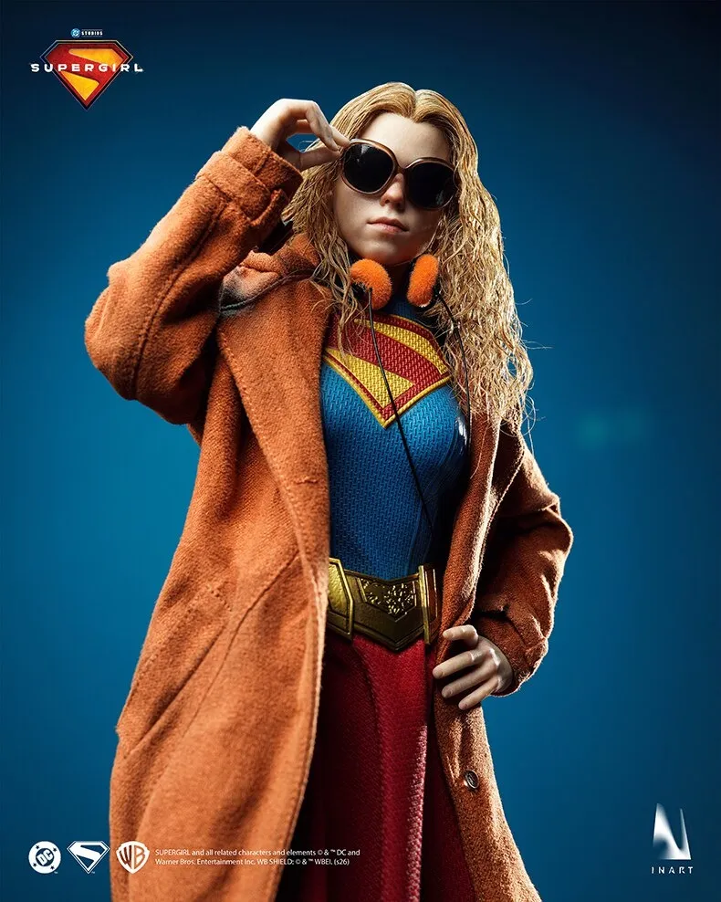 國內行版《DC Comics》超少女（Supergirl）1/6 Actioon Figure