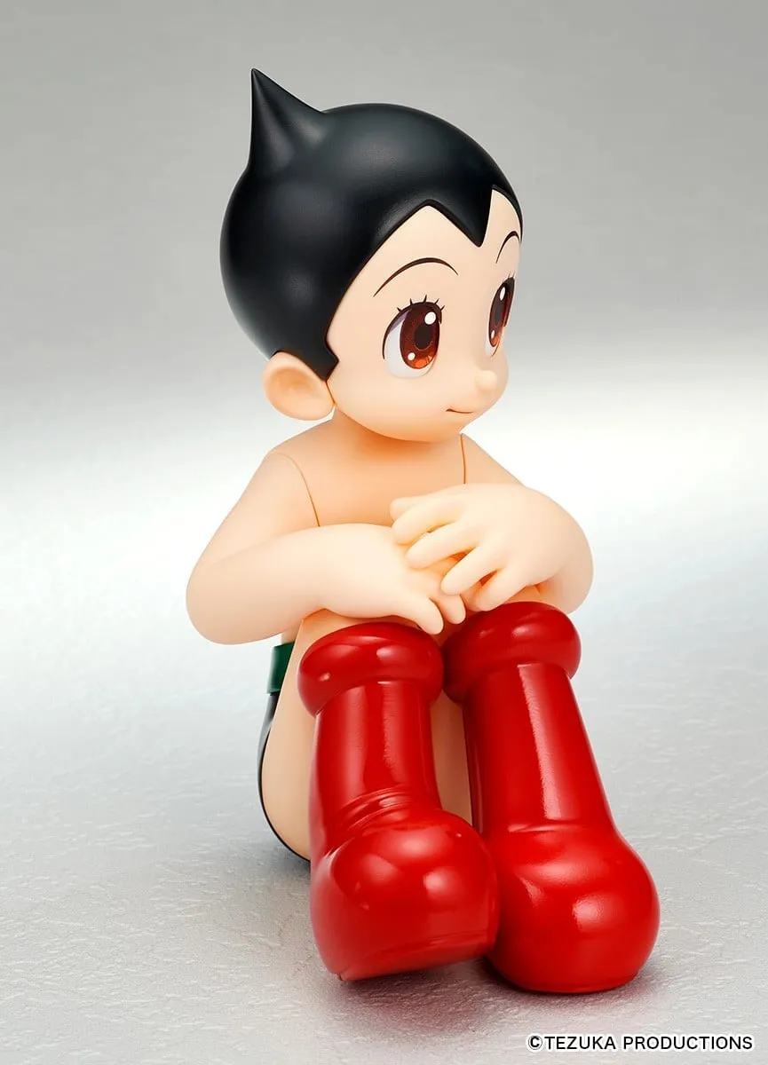 《小飛俠阿童木》阿童木 抱膝坐姿 PVC Figure